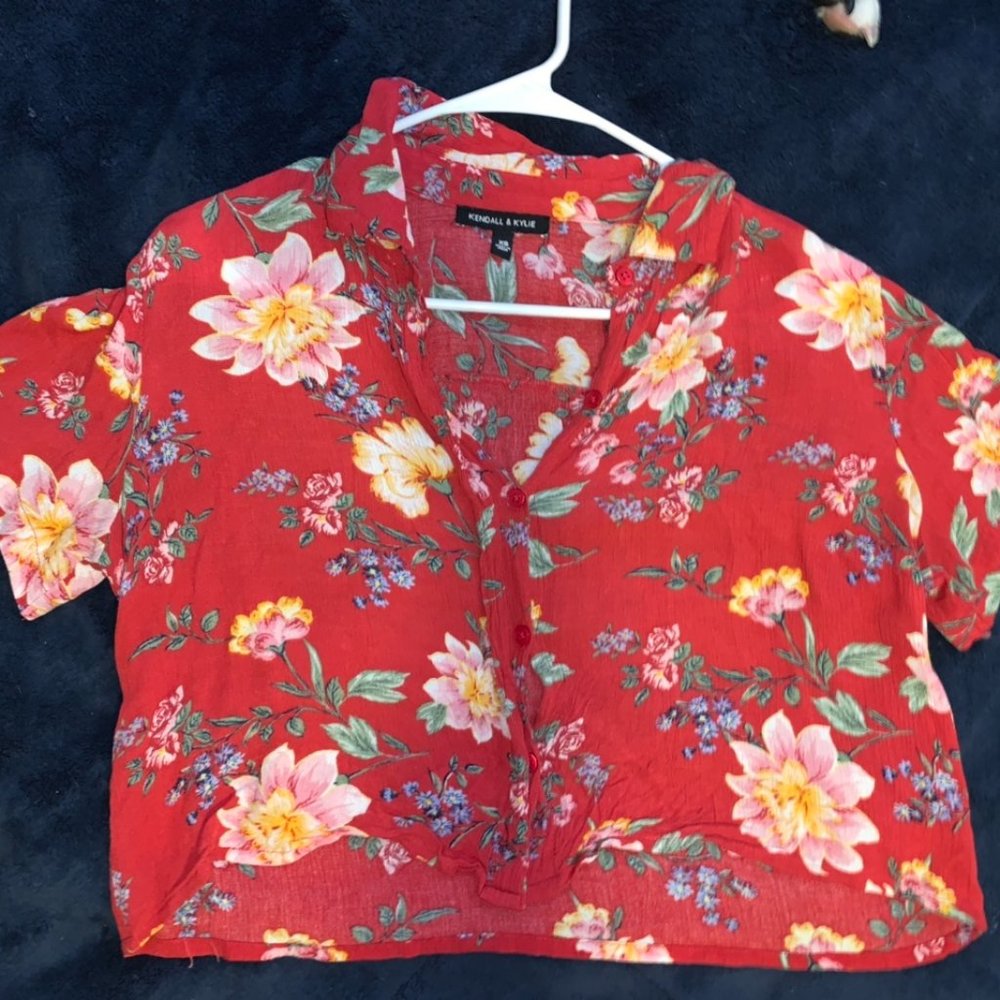 Kendall & Kylie tropical top